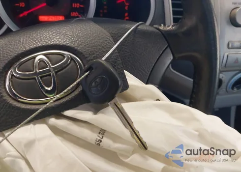 2006 Toyota Tacoma Prerunner V6 from USA, damaged, VIN 3TMJU62N86M021561